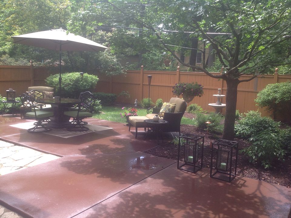 2nd image of 558 N Garfield Ave