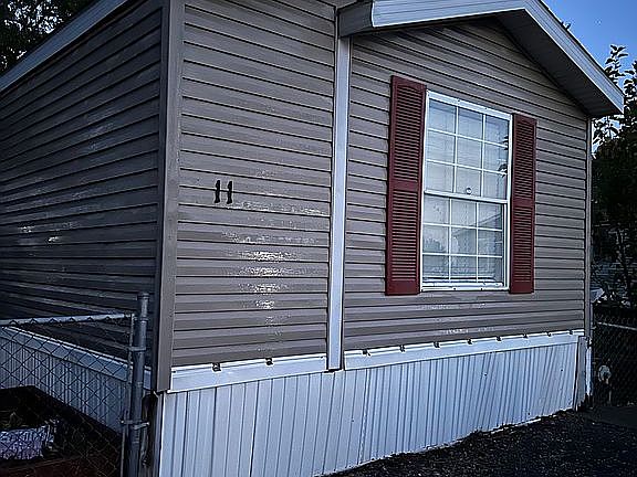 2nd image of 17311 E Us Highway 40 Unit C-11