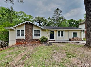 2938 Woodfield Dr, Rex, GA 30273