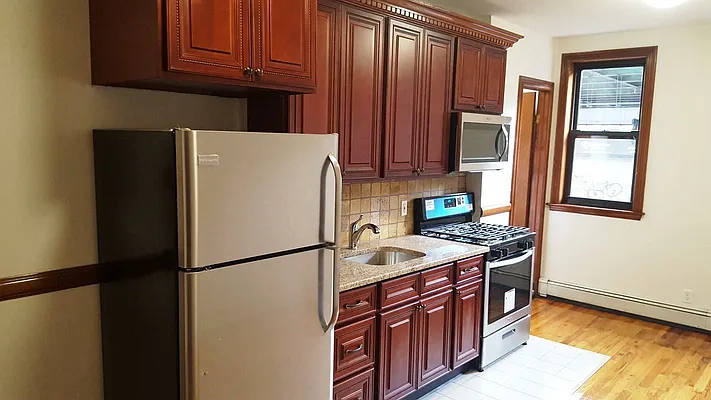 Rented by Virtual Real Estate | media 4