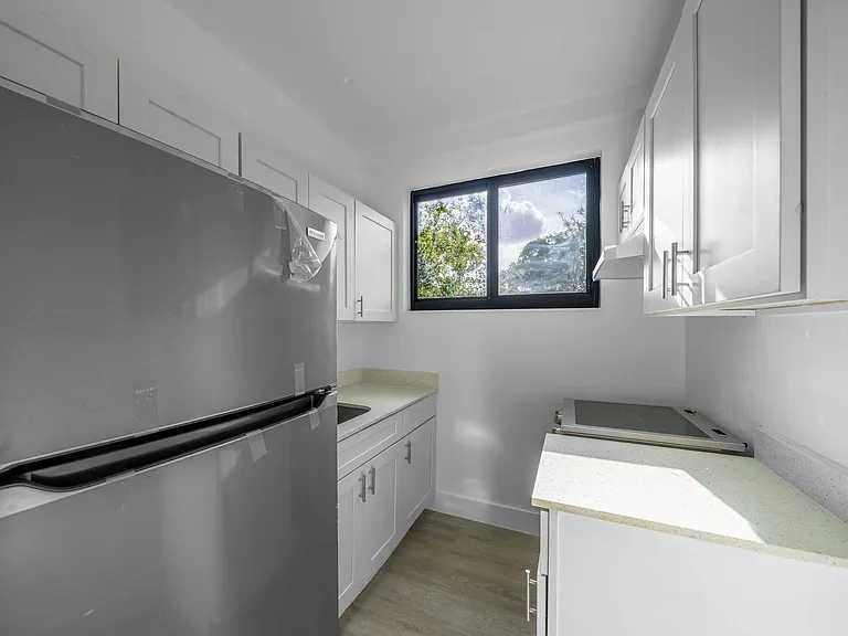 Amazing apartment near Marlins Stadium — Photo 9