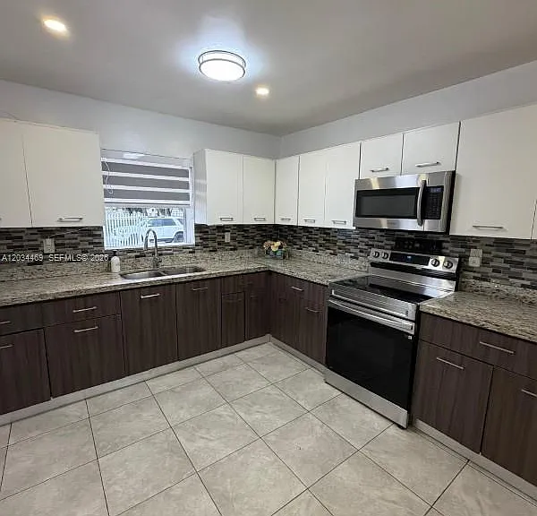 20301 SW 117th Ave — Photo 16