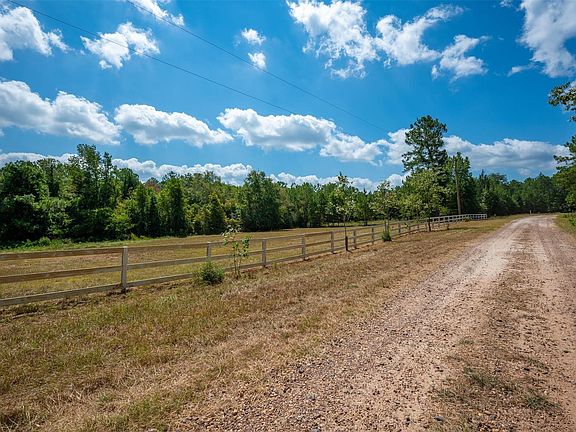 4th image of 247 Blooming Dogwood Rd