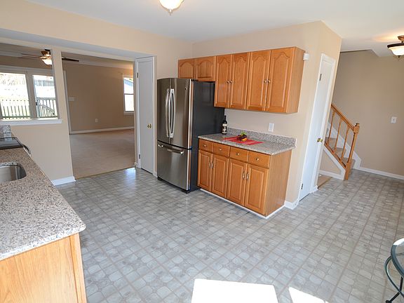 Open to dining/living areas