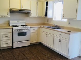 1171 Cara Rd, Dinuba, CA 93618