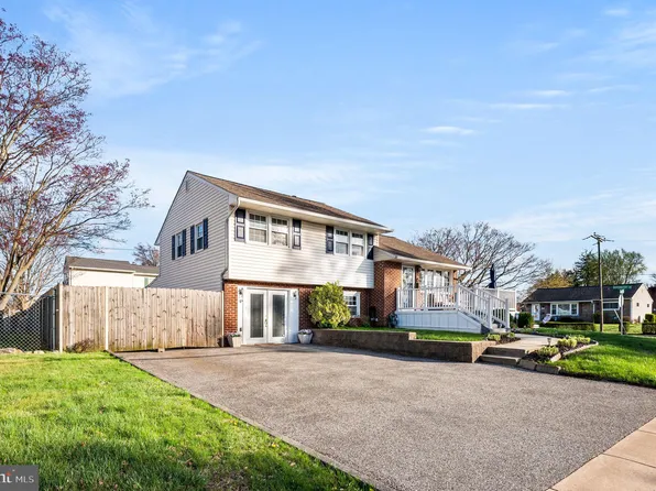 621 Trimble Blvd, Brookhaven, PA 19015