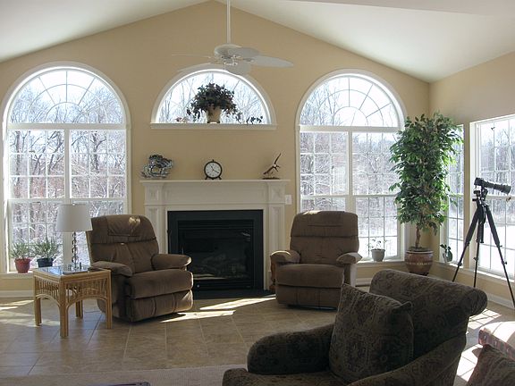 4th image of 610 Harmony Way