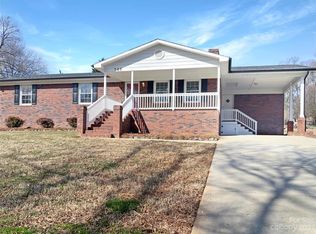 546 Greenwood Dr SW, Concord, NC 28027