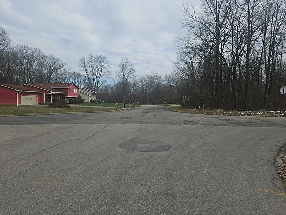 4th image of 223 Rutledge Dr