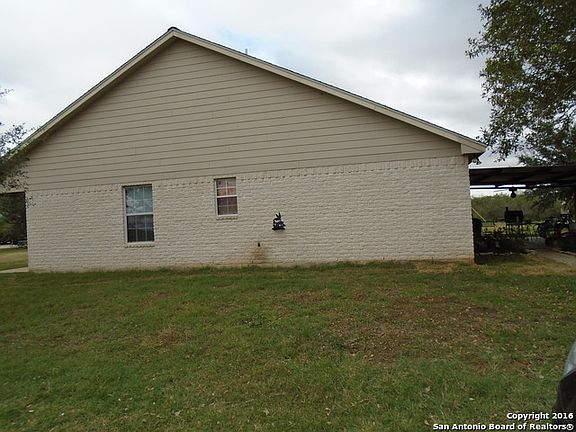 2nd image of 608 State Highway 123 S