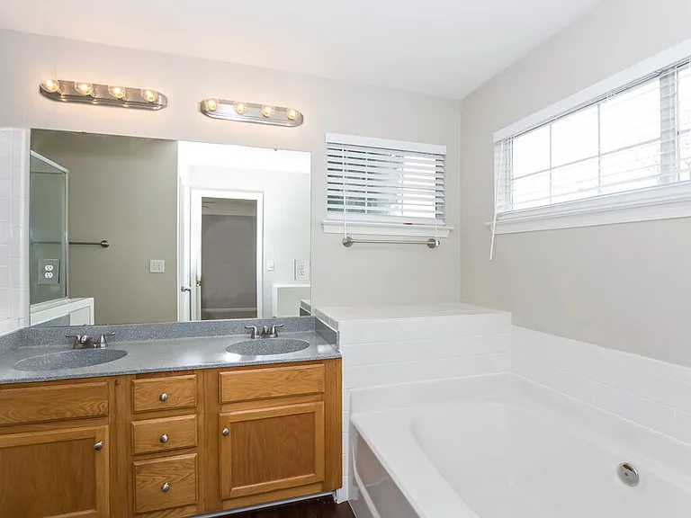 4630 Palladium Pl — Photo 11