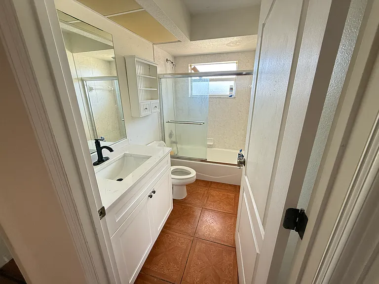138 Durian Rd — Photo 15