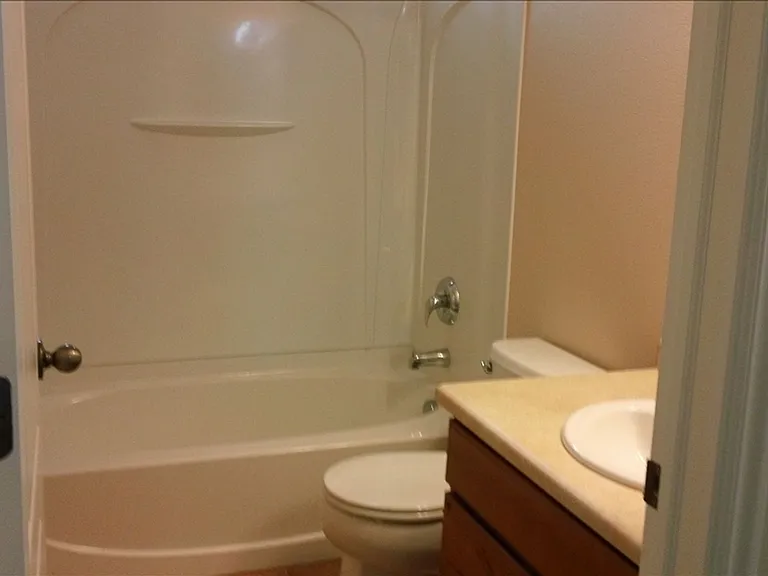 1209 W Spencer Rd — Photo 15