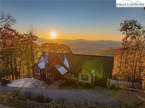 221 Bear Rock Trail, Banner Elk, NC 28604