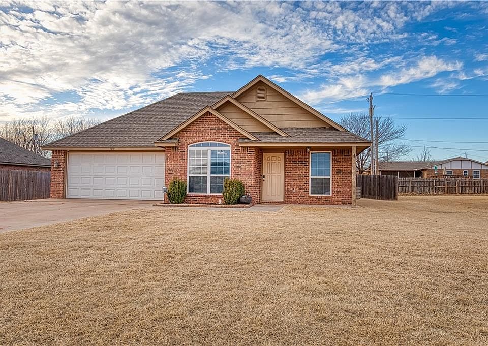 1st image of 109 Gambel Ln