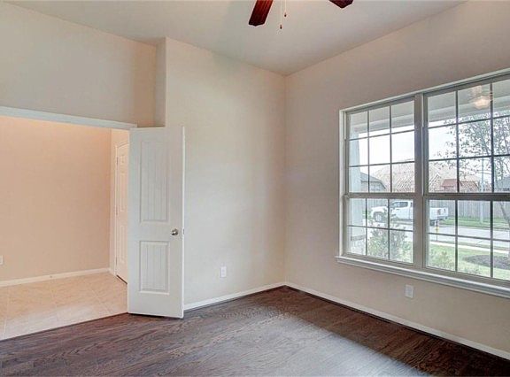 4th image of 23414 Bracino Lake Dr