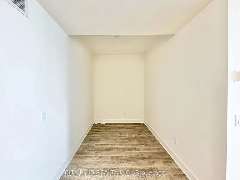 185 Deerfield Rd #601 — Photo 12
