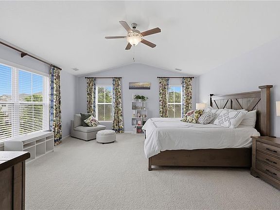 3rd image of 514 Cavendish Way