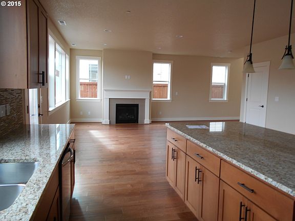 4th image of 7529 NE Owens St #7