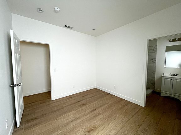 2nd image of 1220 W 25th St