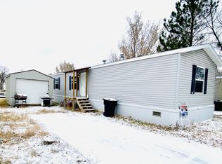 2031 Sioux St, Williston, ND 58801