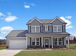 1100 Titus Ln, Statham, GA 30666