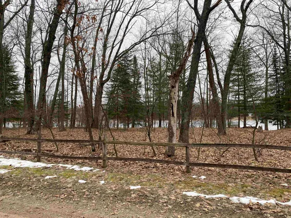 6408 Sylvan Dr, Gladwin, MI 48624