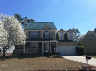 719 Connaly Dr, Hope Mills, NC 28348