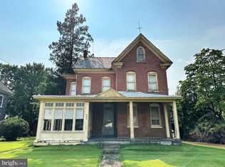 351 Main St #RED, Red Hill, PA 18076