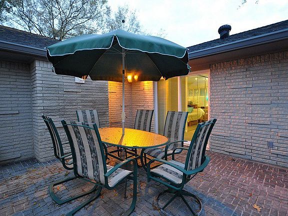 4th image of 1703 Droxford Dr