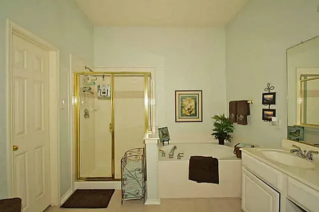 7261 Saint Augustine Dr — Photo 5