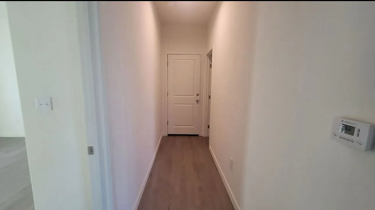 3 bed, $2,300 — Photo 3