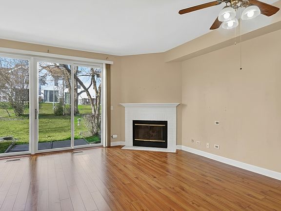3rd image of 548 Woodhaven Dr