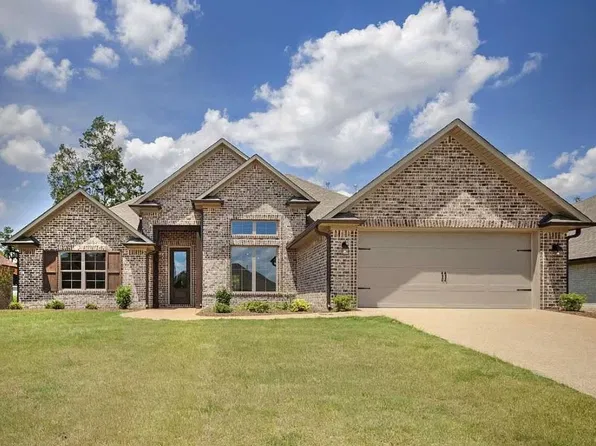 2 Winding Wood Dr, Humboldt, TN 38343