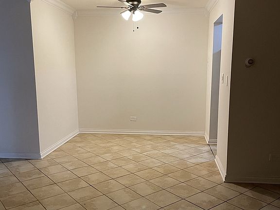 3rd image of 543 Brookside Dr APT E