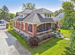 300 S Meadow St, Grant Park, IL 60940