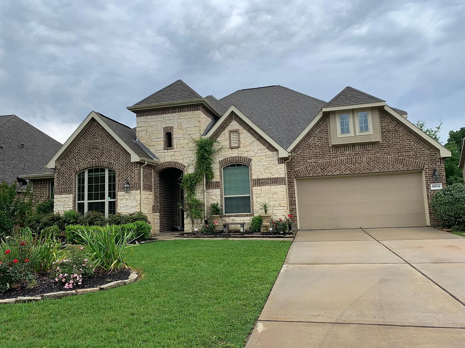 18834 Newberry Forest Dr — Photo 1