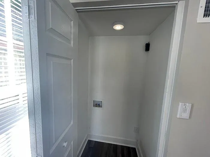 2742 Kennedy St — Photo 18