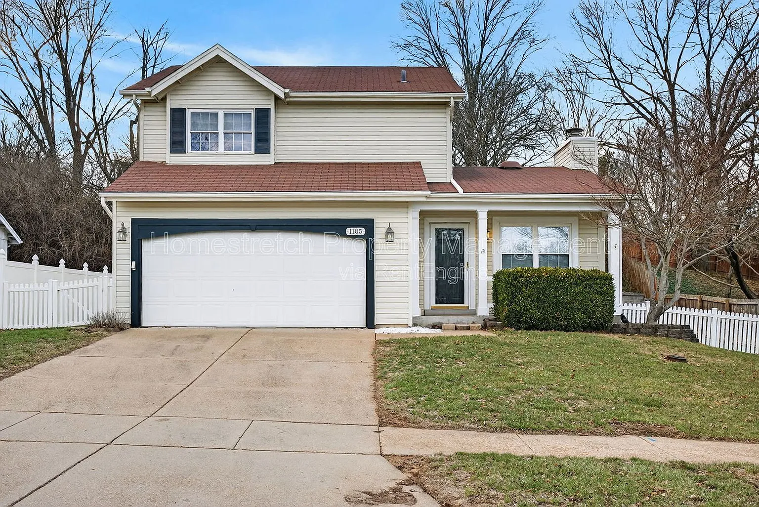 1105 Treetop Village Dr photo 1