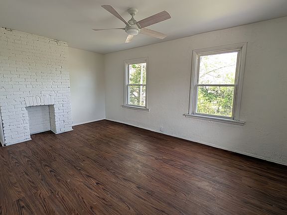 3rd image of 500 Fordham Ave APT 2