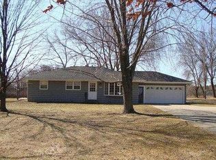20017 Spring St, Union Grove, WI 53182