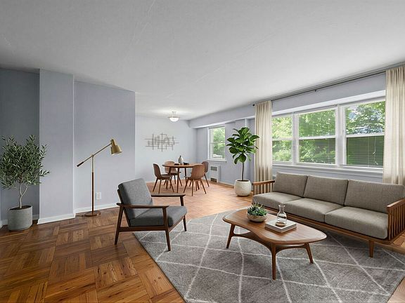 4th image of 5000 Woodbine Ave APT 101