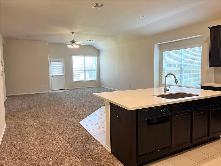 1507 Bella Garden Ct — Photo 10