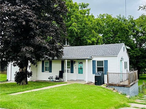 2nd image of 805 Trevillian Dr