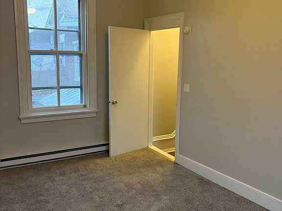 5th image of 204 Walnut St #3