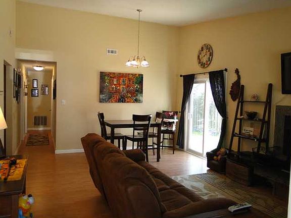 3rd image of 1409 Kara Ct