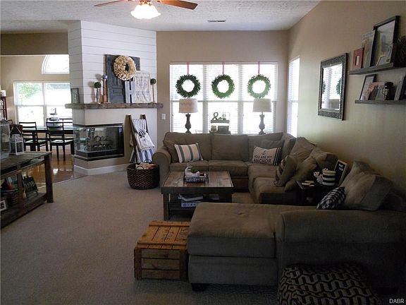 2nd image of 3334 Heritage Trace Dr W