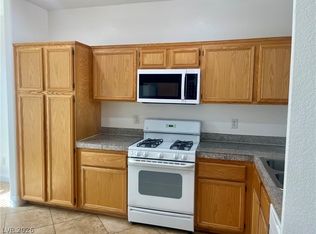 808 Pirates Cave Ct, North Las Vegas, NV 89032