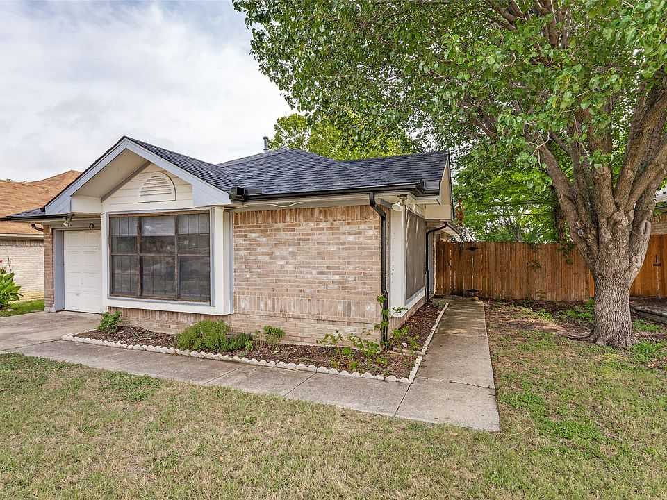 1st image of 10116 Leatherwood Dr