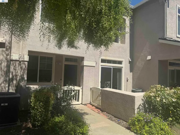 3162 Golden Crest Cmn Unit 3, Livermore, CA 94551